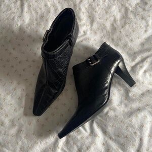 y2k bandolino leather booties 🖤